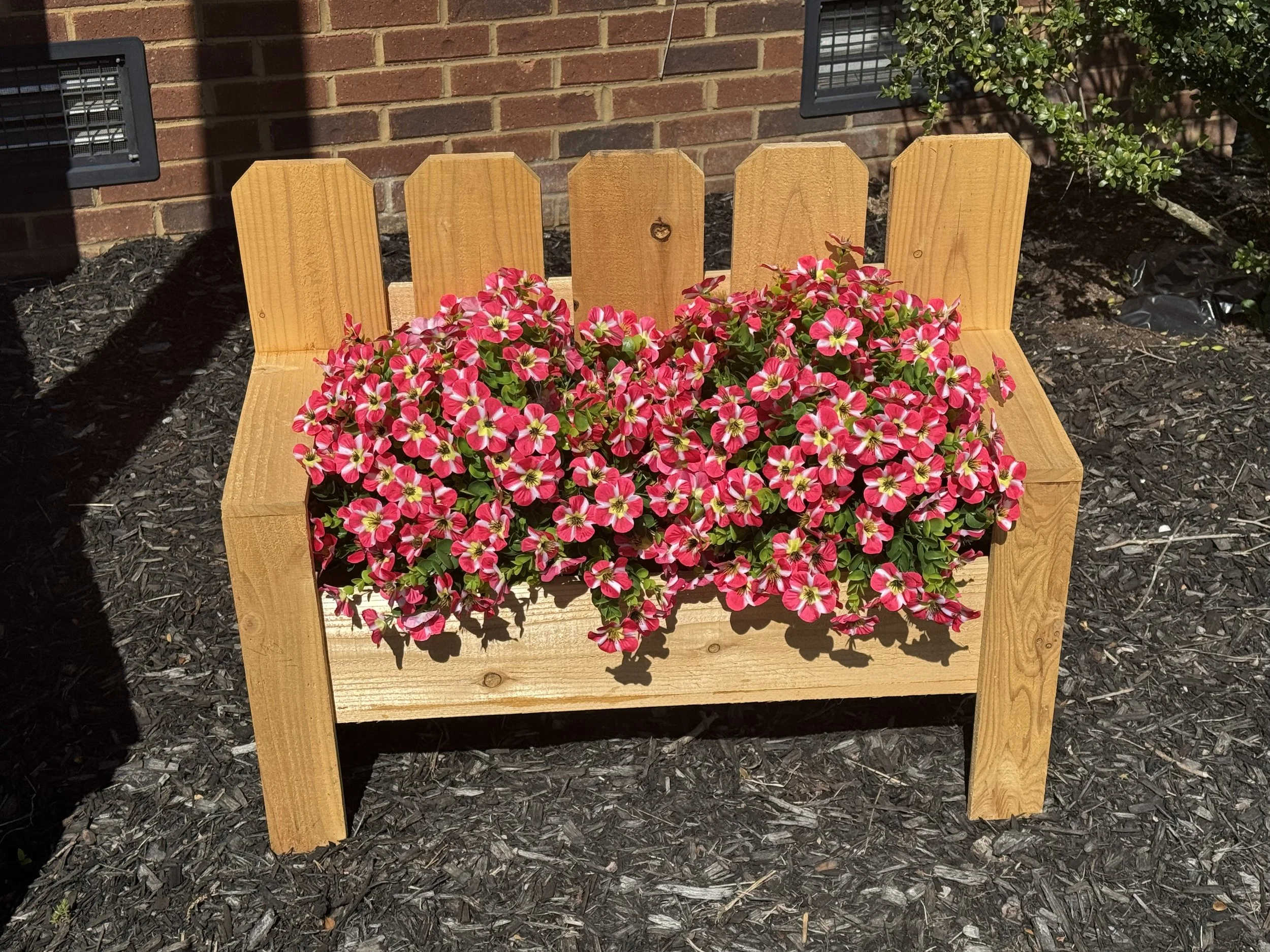 Cedar Bench Planter