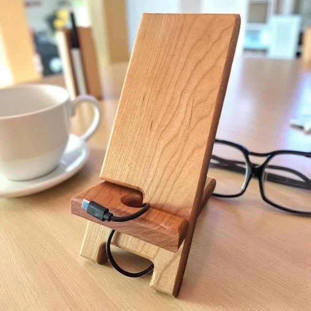 Phone Stand 2.jpeg
