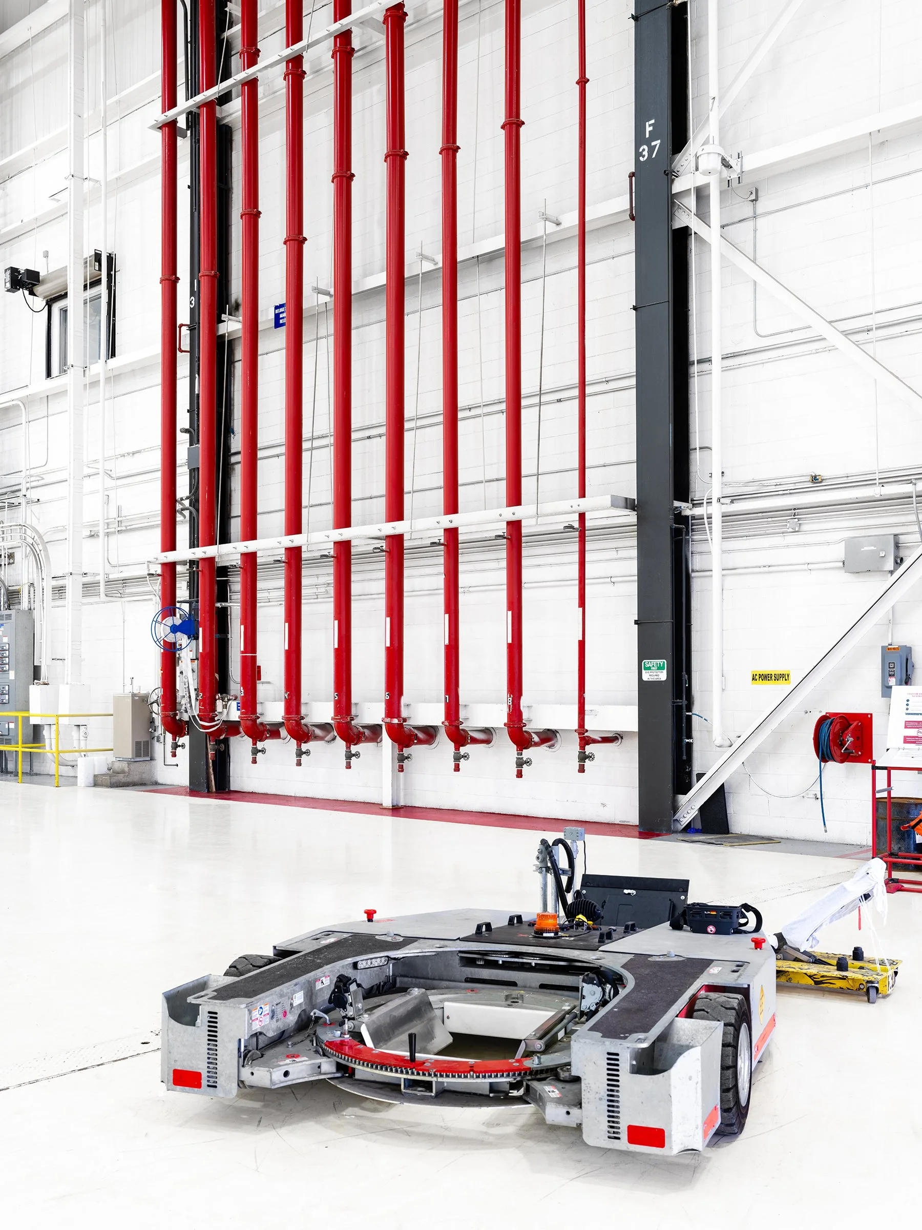 Bombardier Deliverables Hangar-4_low res.jpg