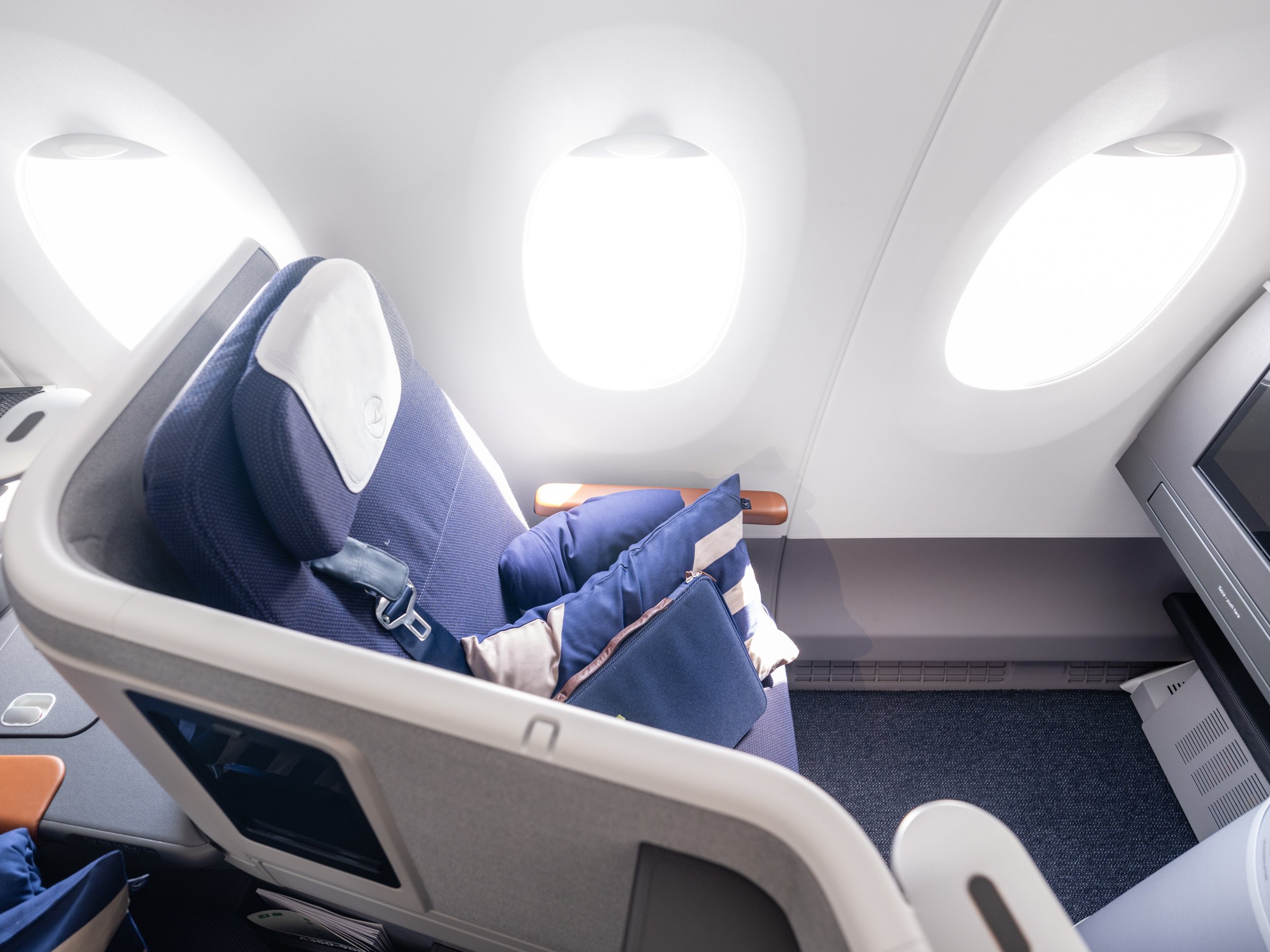 Allegris Business Seat Series_.jpg