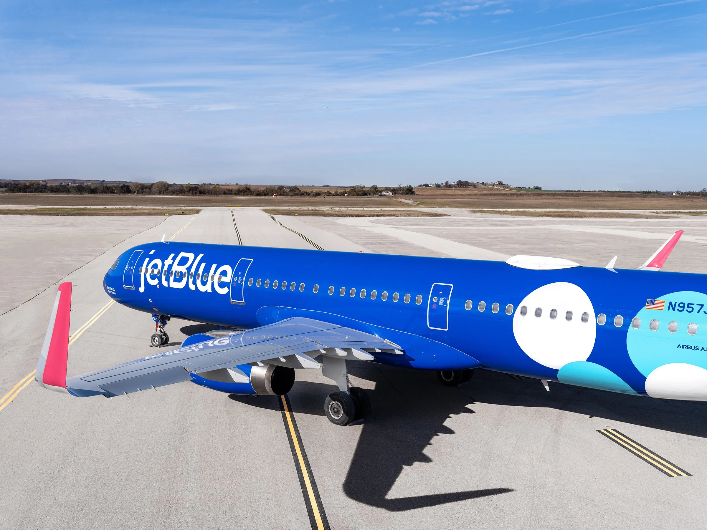 JetBlue A321 Balloon Livery FINAL-6 low res.jpg