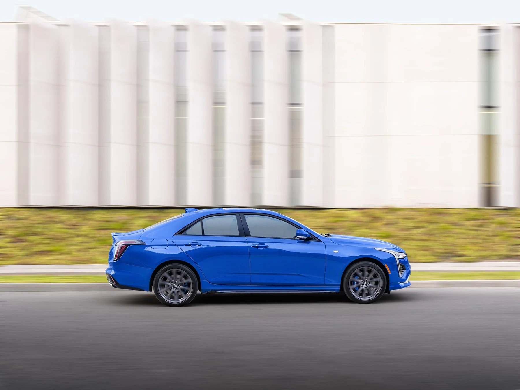 Cadillac CT4 Blur for site_.jpg