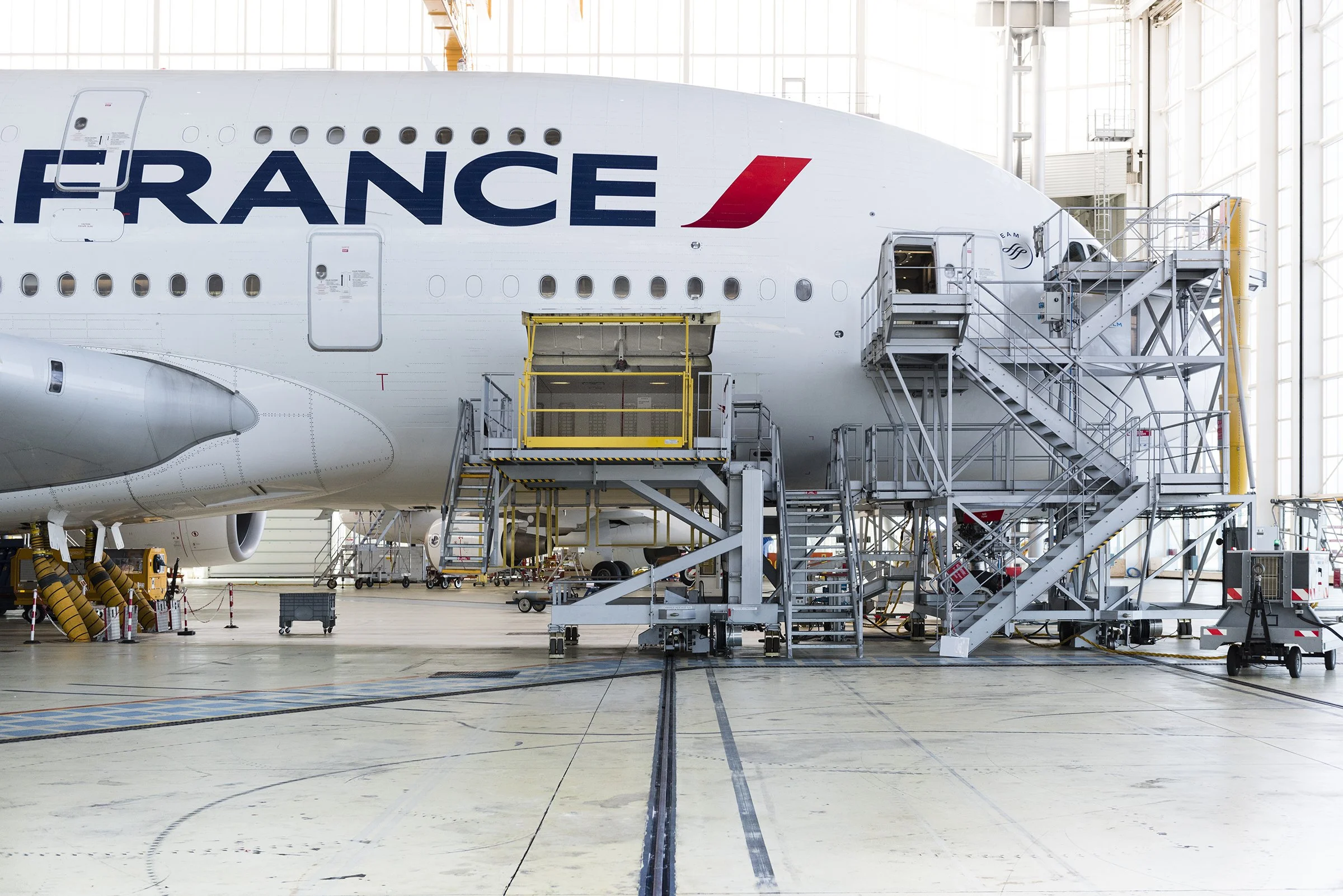 Air France hangar 7.jpg