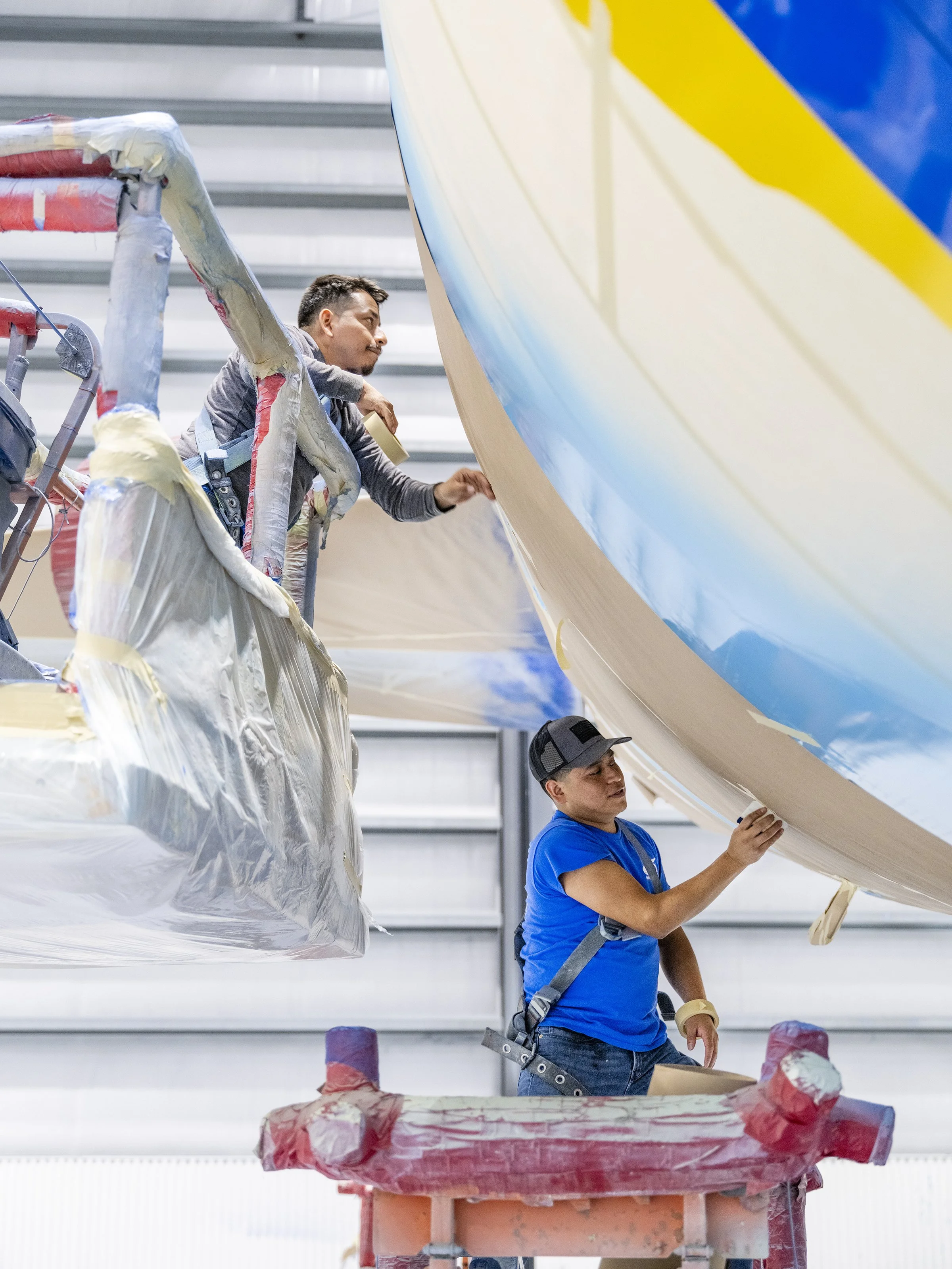 JetBlue a320 paintshop portraits-2.jpg