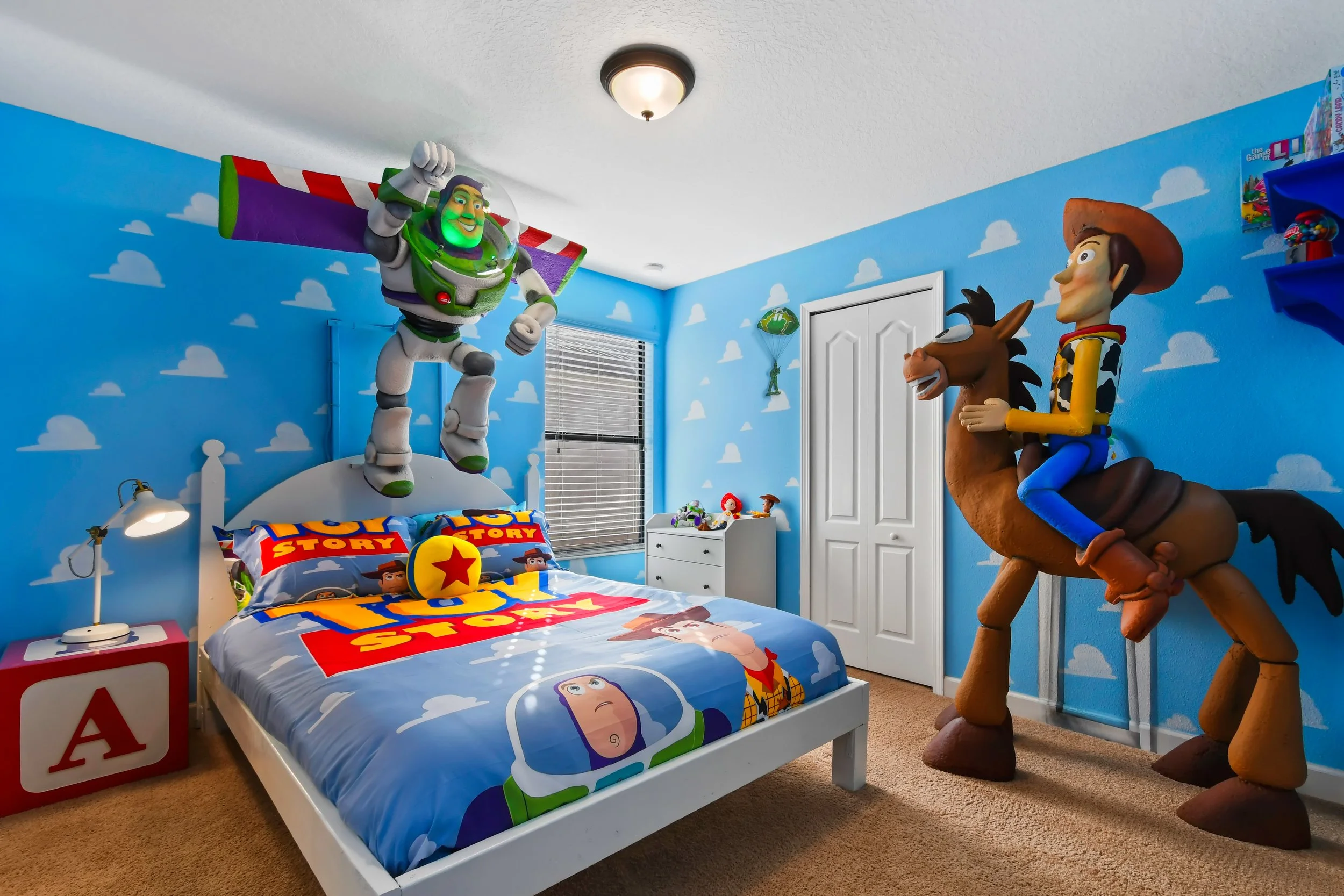 1424 Thunderbird Road - 13.jpg
