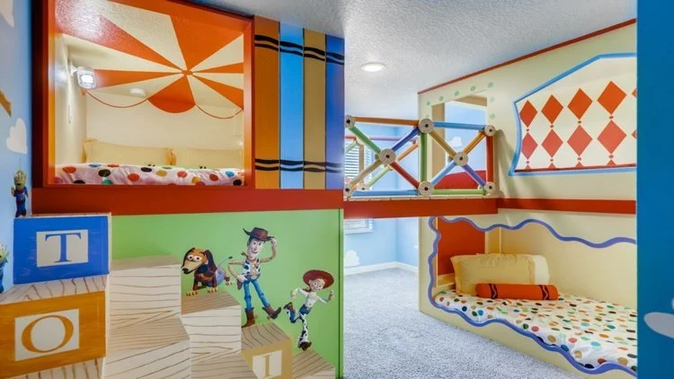 402ndFloorBedroom.jpg