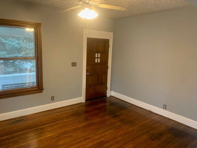 Living Room.jpg