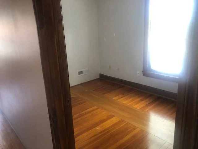 bedroom2.jpg