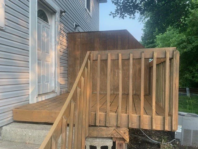 Deck.jpg