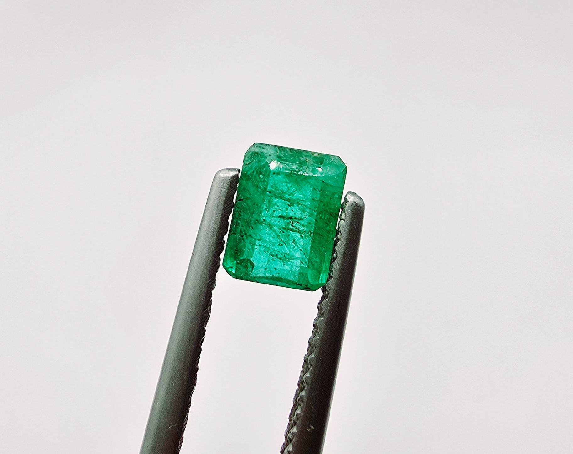 Natural Emerald 0.61 carat