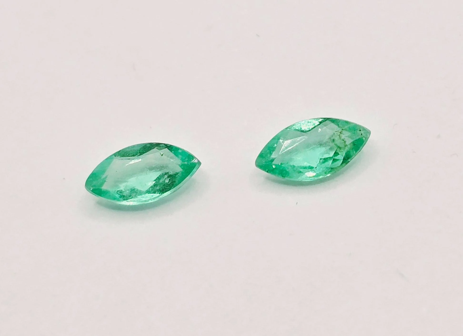 Emeraude Paire 0.39 ct