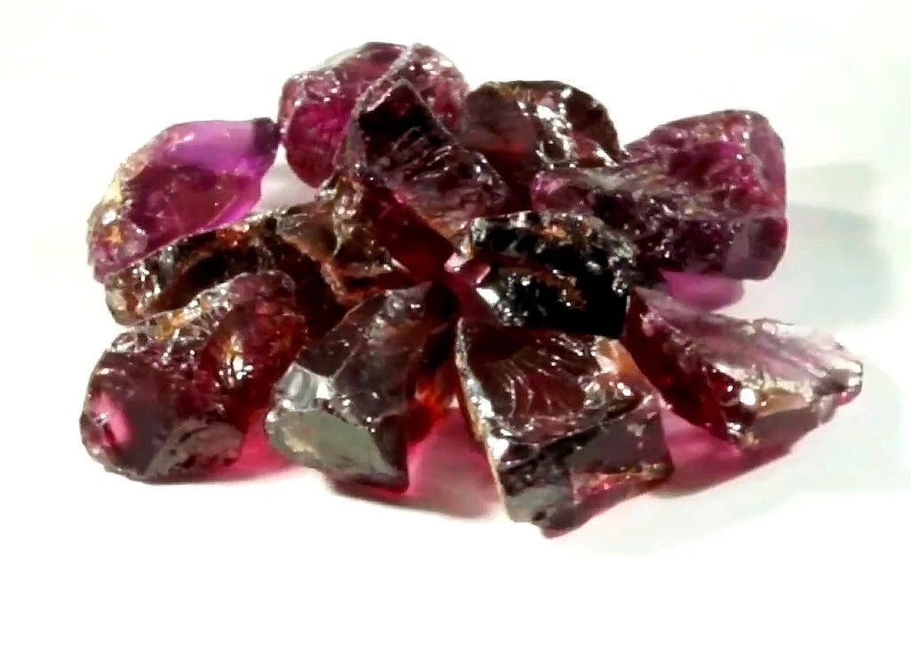 Facetting Rough Purple Umbalite Garnet 5.00 carats