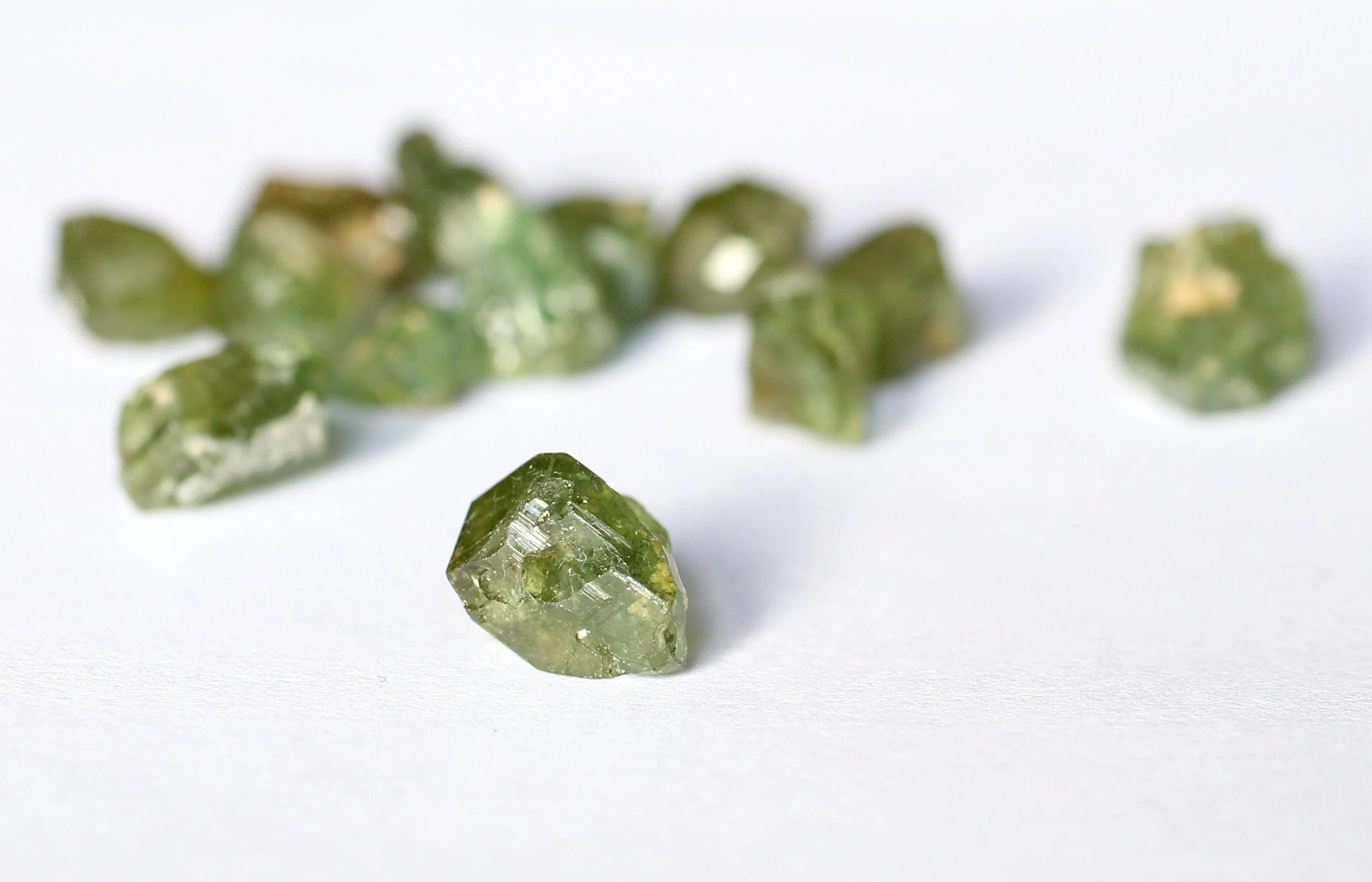Facetting Rough Demantoid Garnet