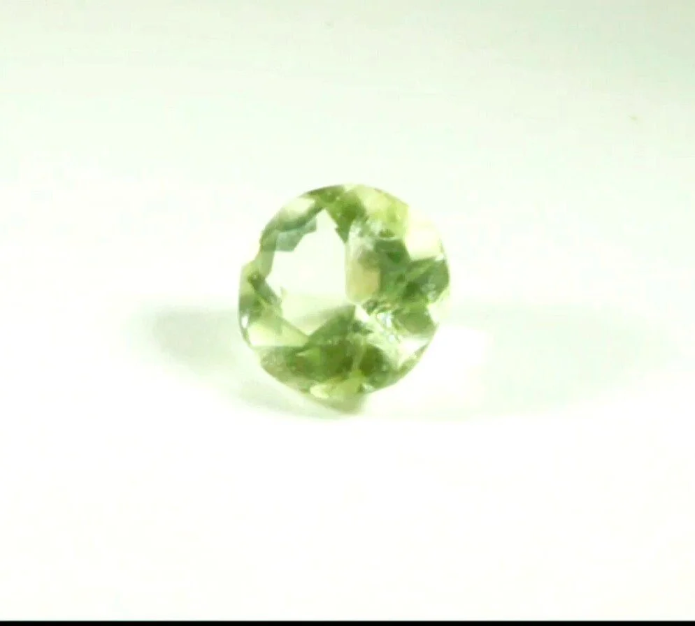 Yellow Beryl 1.68 carat Certified Gem (Gemological Certificate)