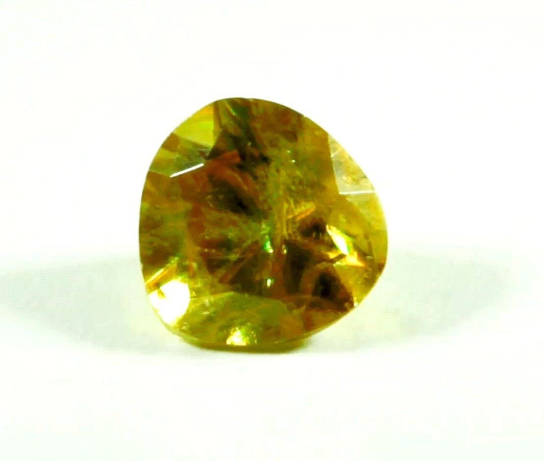 Chromiferous Sphene 2.37 carats