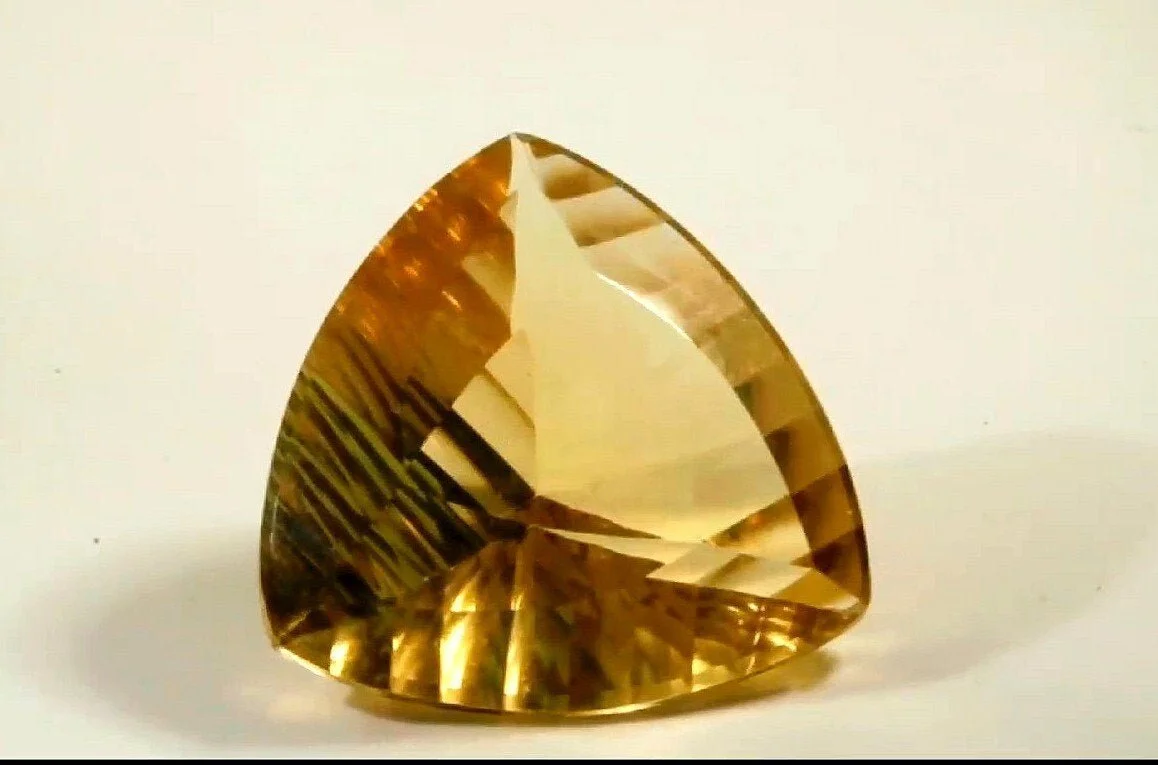 Citrine 14.28 carats Certified Natural Gem (Gemmological Certificate)