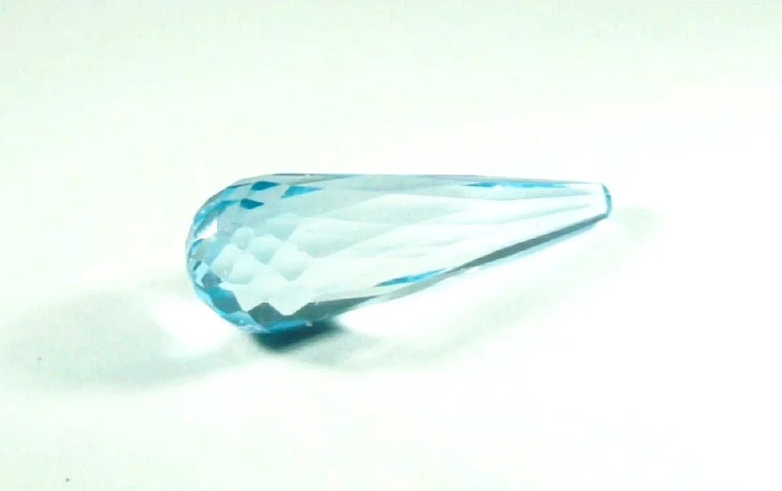 Drop Natural Blue Topaz 6.82 carat Certified Gem (Gemological Certificate)