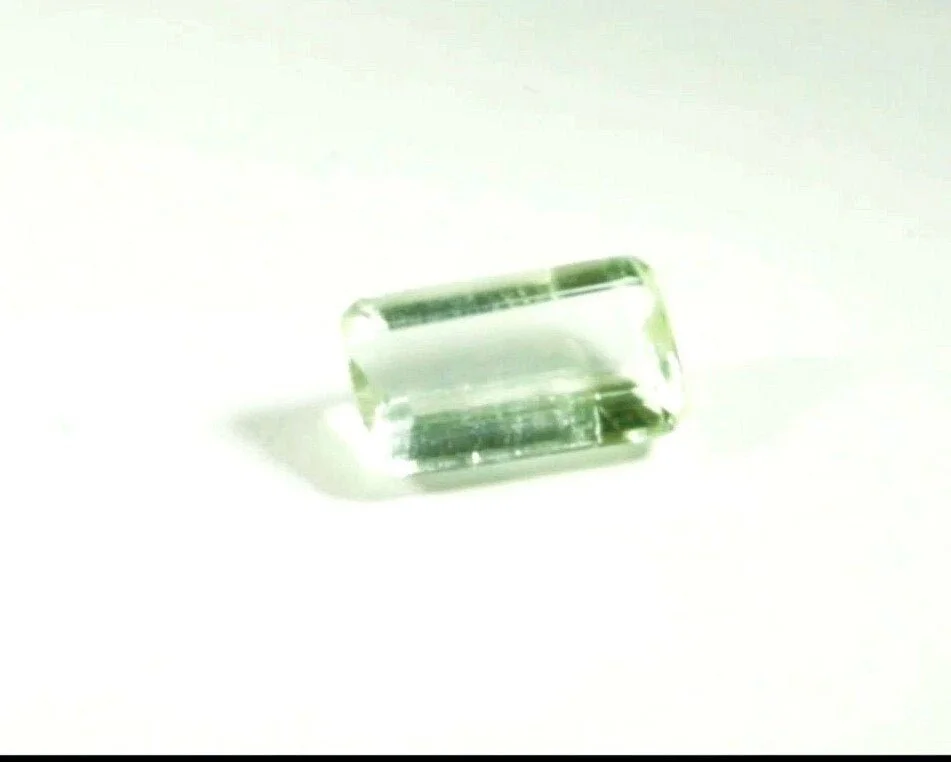 Yellow Beryl 1.19 carat Certified Gem (Gemological Certificate)