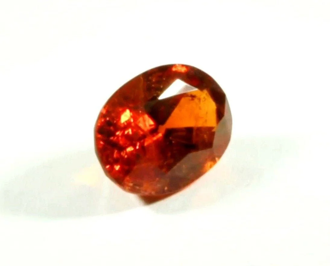 Spessartite Garnet 4.44 carats Certified Natural Gem (Gemmological Certificate)
