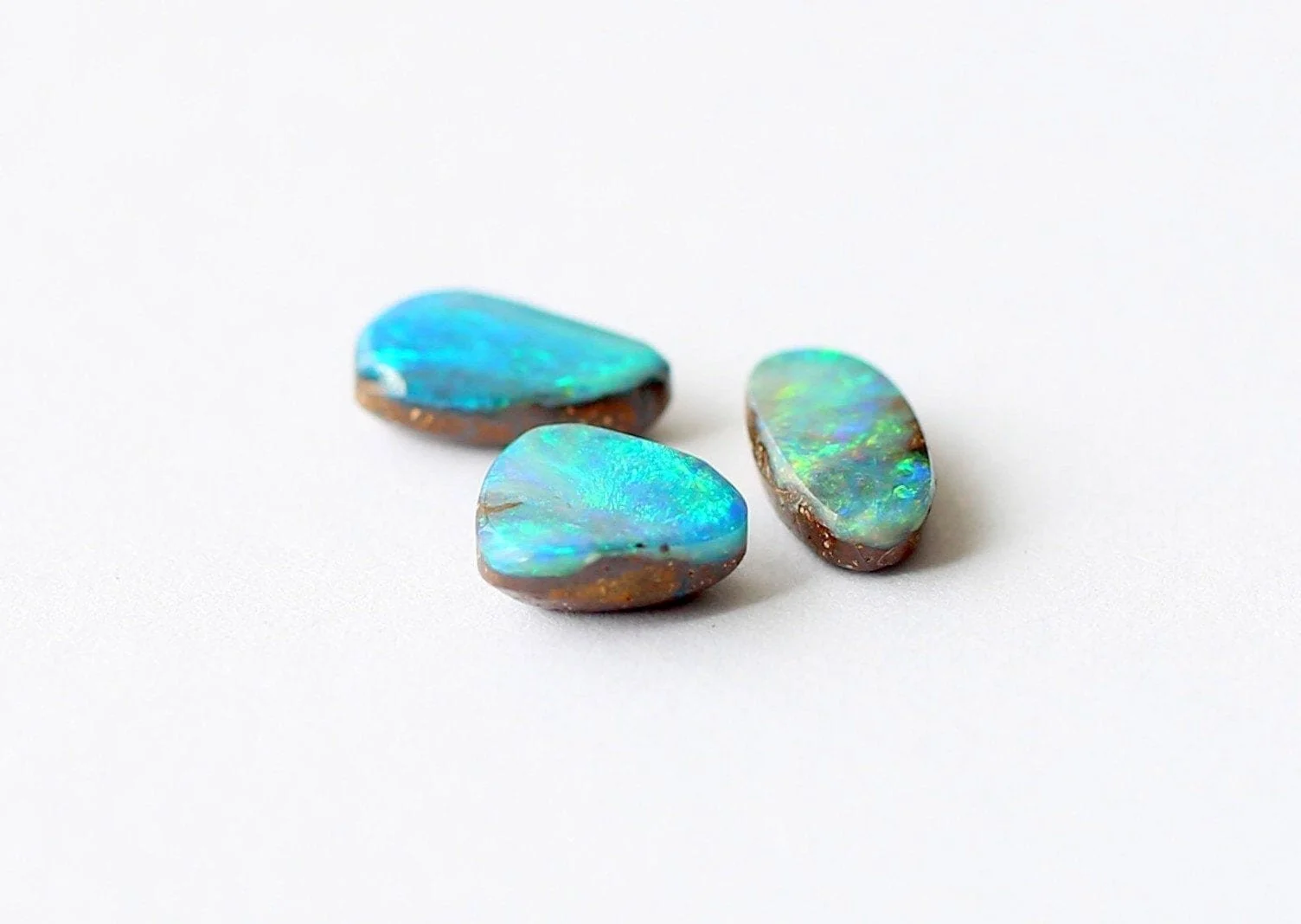 Bouder Opal Set of 3 items