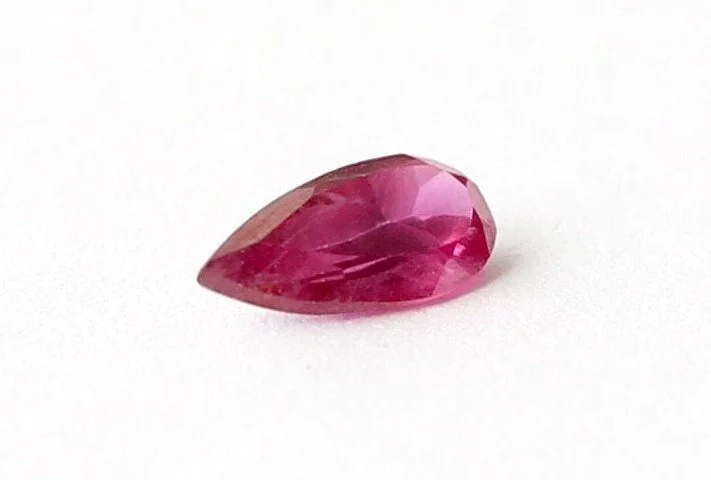 Pigeon Blood Ruby 0.54 carat Certified Gem (Gemological Certificate)