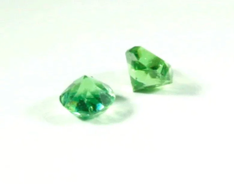 Demantoid Garnet Set  0.98 carat Certified Gem (Gemological Certificate)