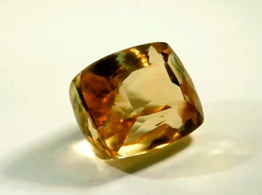 Citrine 18.13 carats