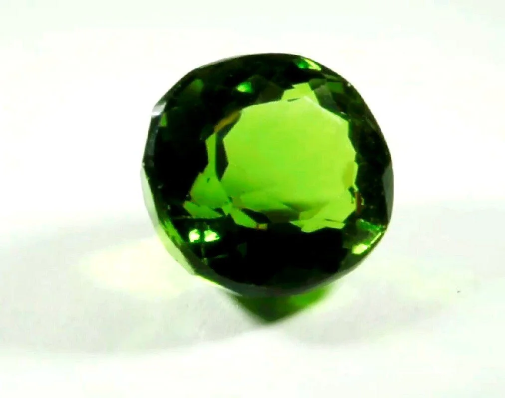 Peridot 10.67 carats Certified Gem (Gemological Certificate)
