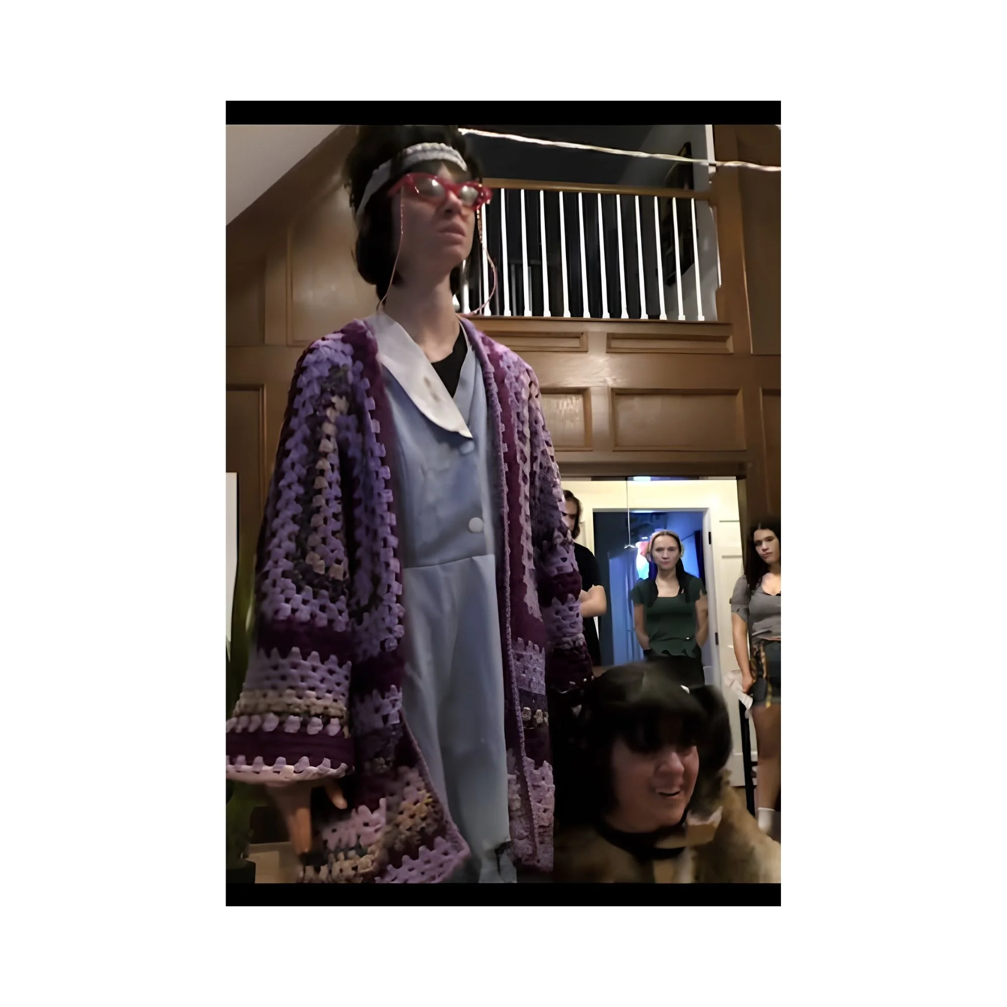 Bingo Never Die LIving Fishtank LIve Season 5 Waitress Dress