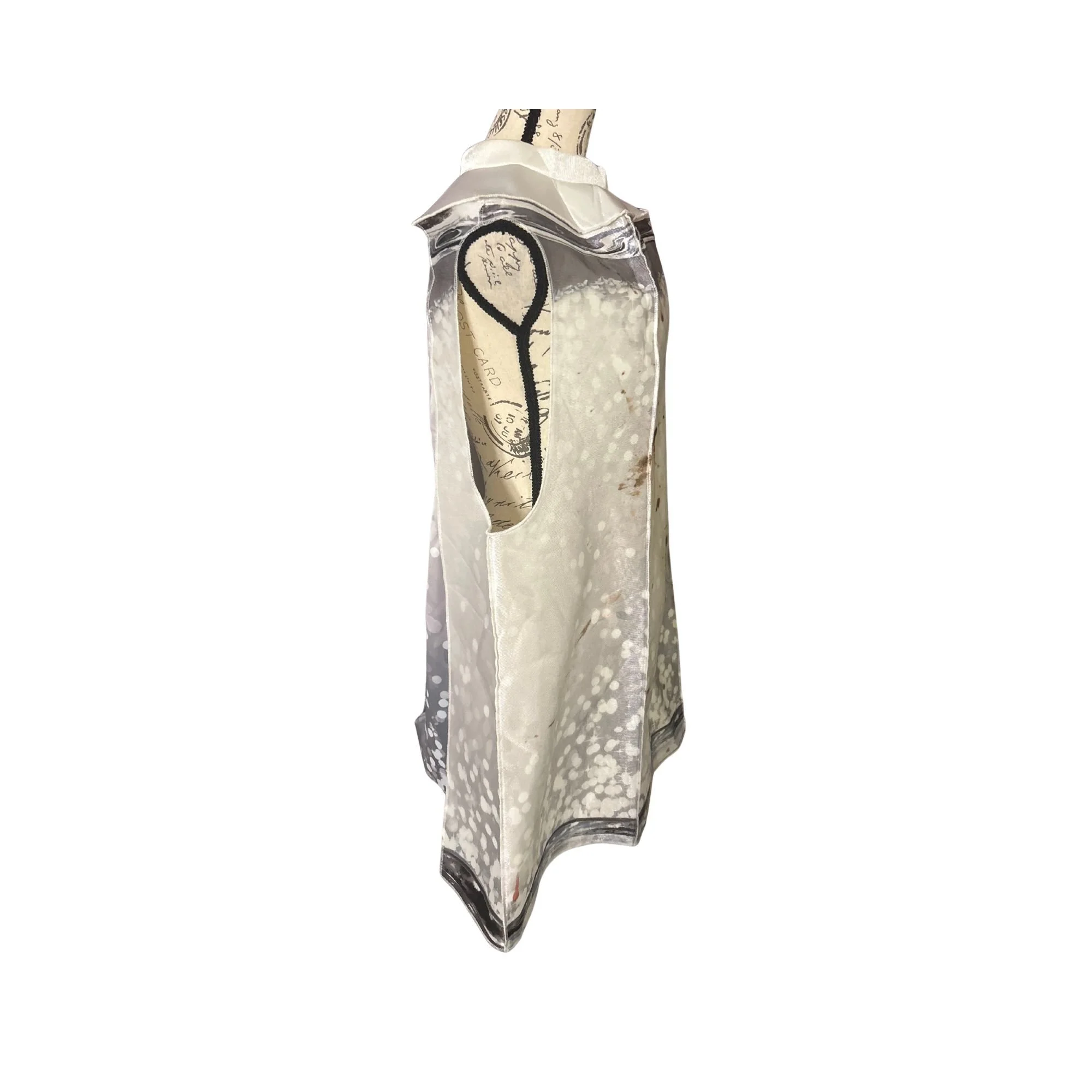 Bingo’s Signed “Salt” Costume  Authentic Fishtank Live Season 5 Screen Memorabilia