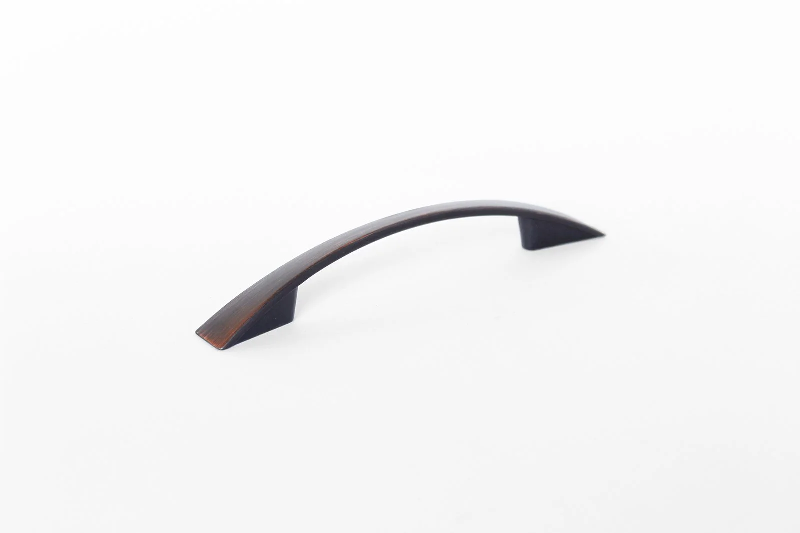 P-82103.10B-96mm-Oil-Brushed-Bronze-Modern-Bow-Pull-4.jpg