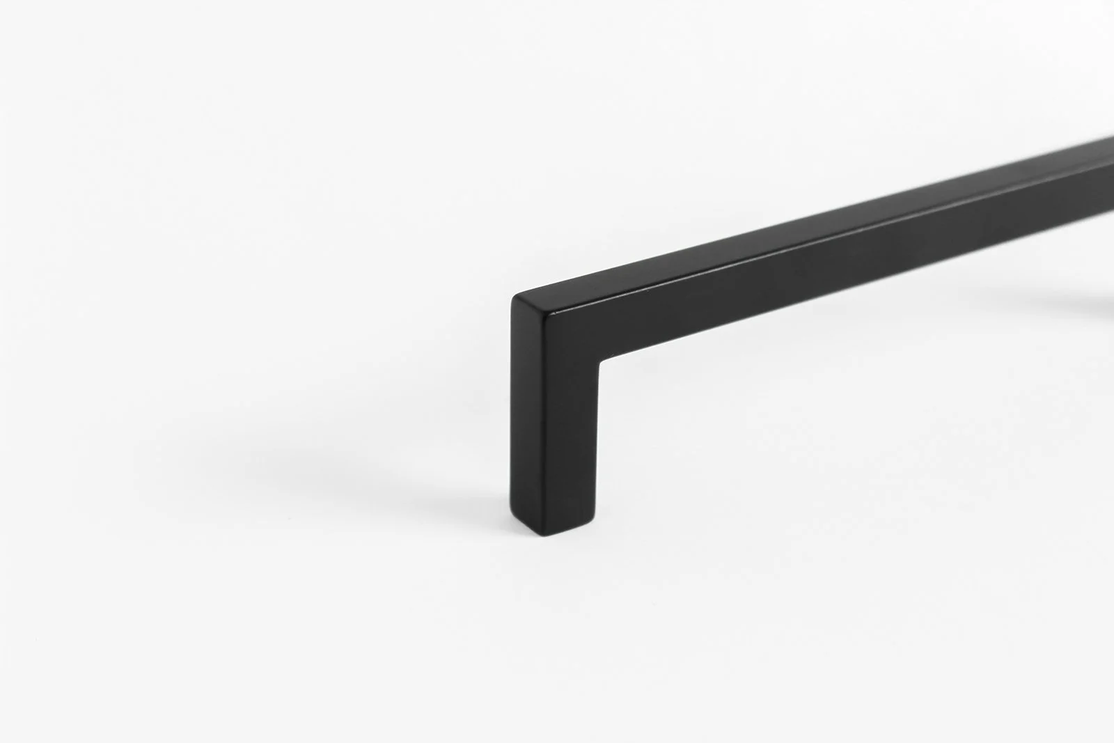 P-87227.BK-128mm-Matte-Black-Modern-Square-Pull-11.jpg