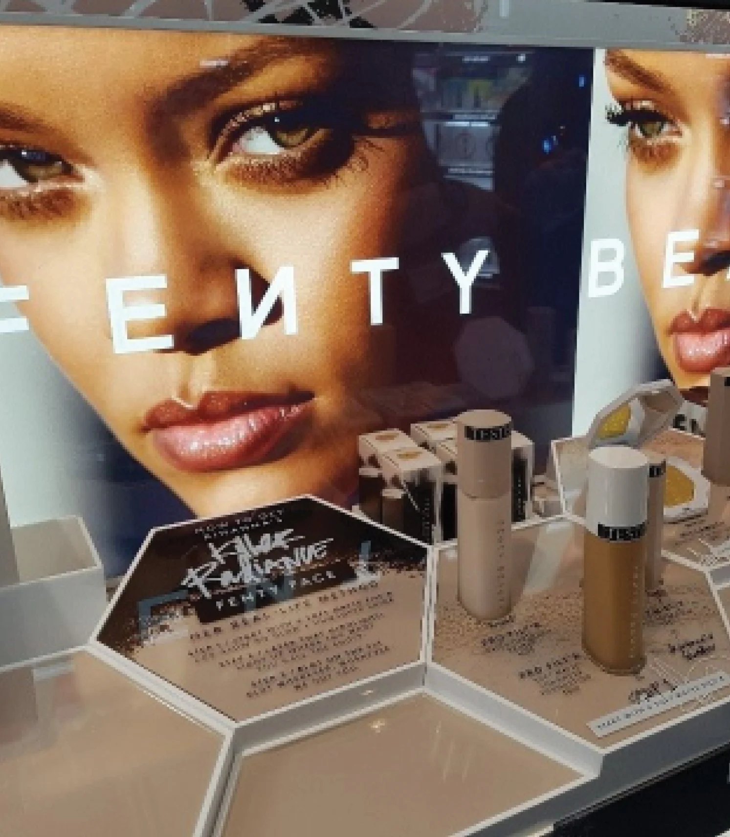 Brand_Fenty-20.jpg