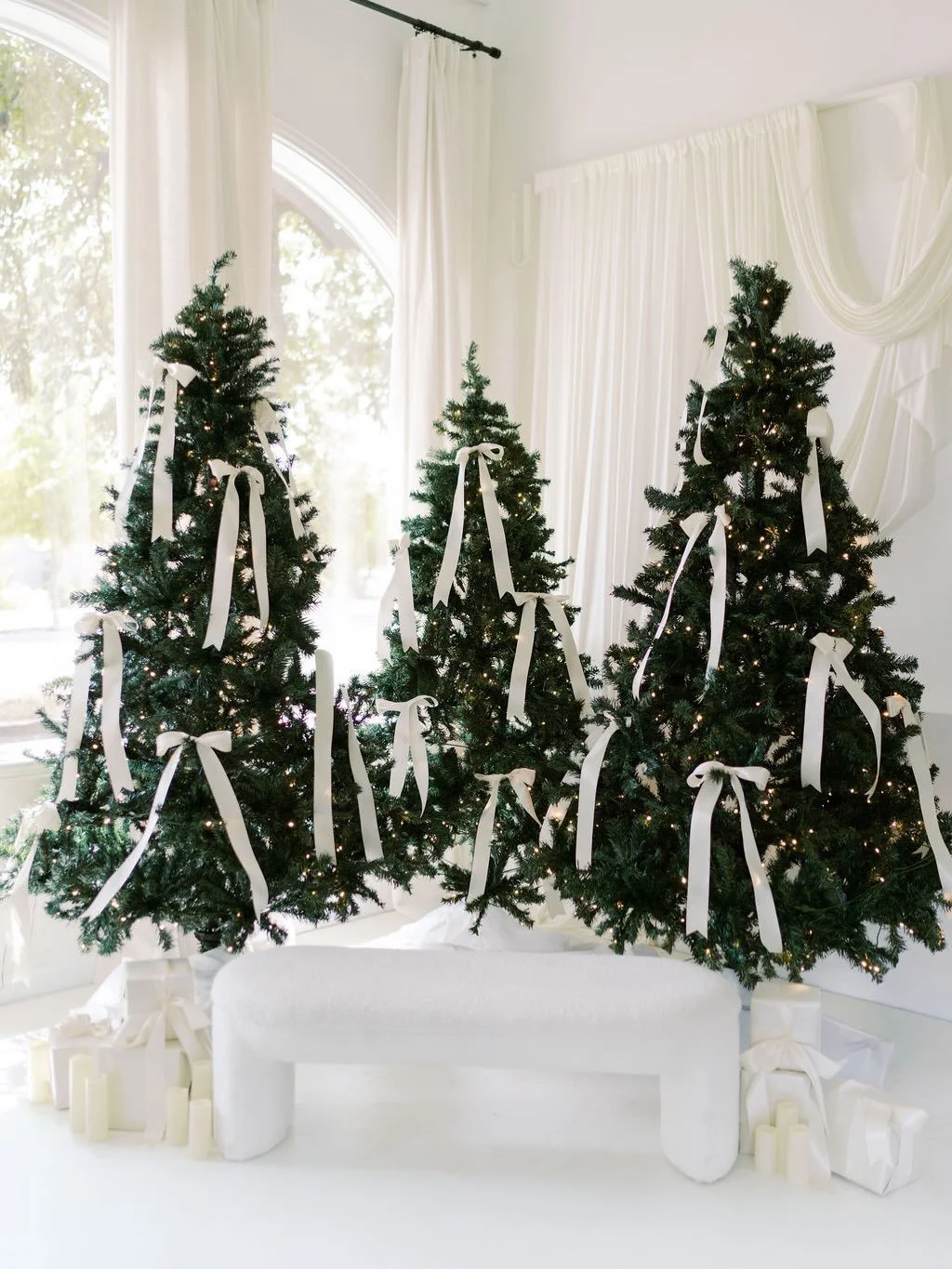 May you find a little Solace this Holiday Season.

A place to slow down.
To gather close.
To hold onto this season a little longer.

October 18&ndash;December 26

Christmas at Solace, with holiday sets alongside neutral spaces for photographs of your