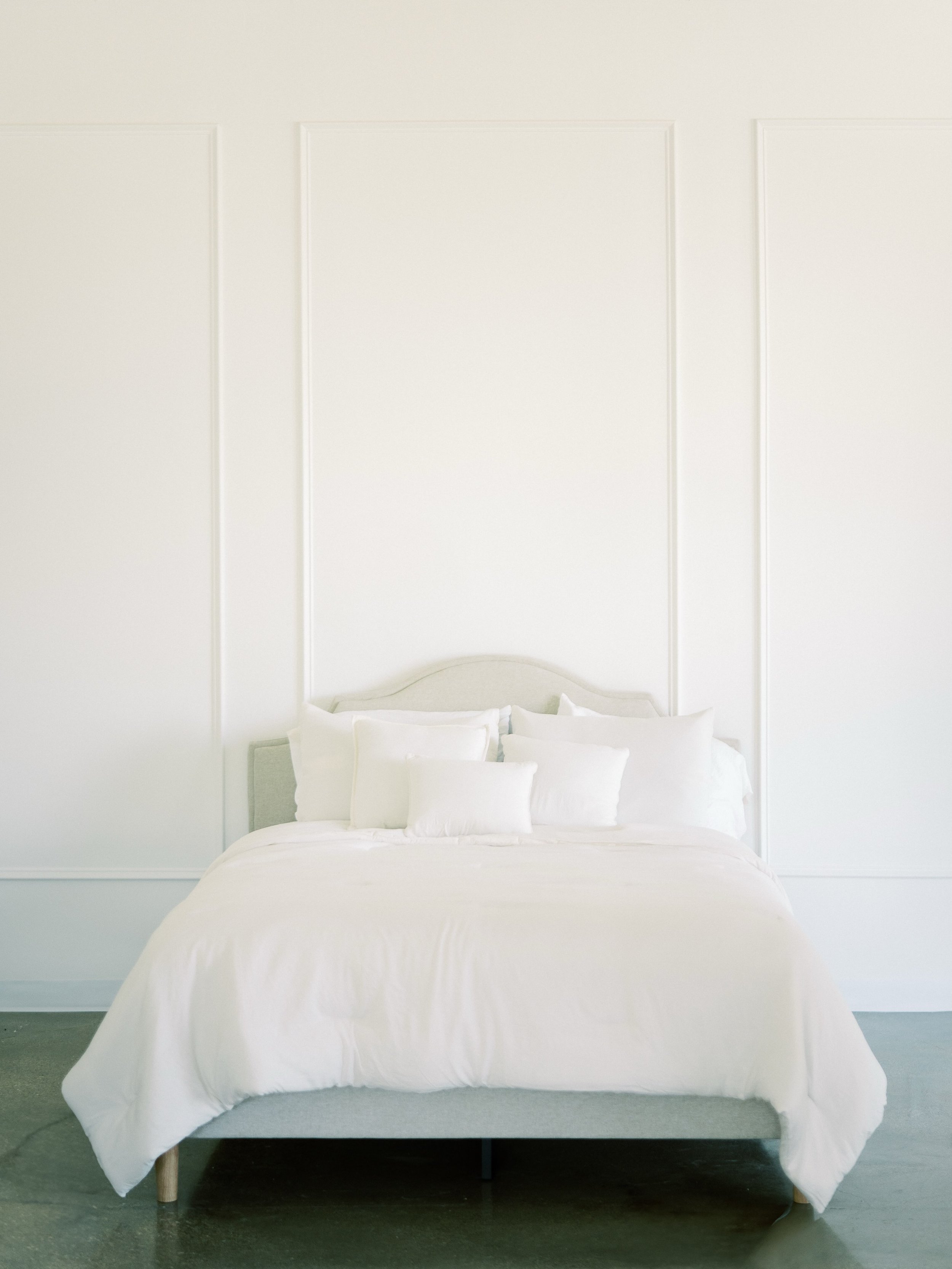 The bed scene at Solace House.

Simple, soft, and ready for whatever you want to create here.

#SolaceHouseDFW #DFWStudio #NaturalLightStudio #PhotographyStudio #DFWPhotographer
