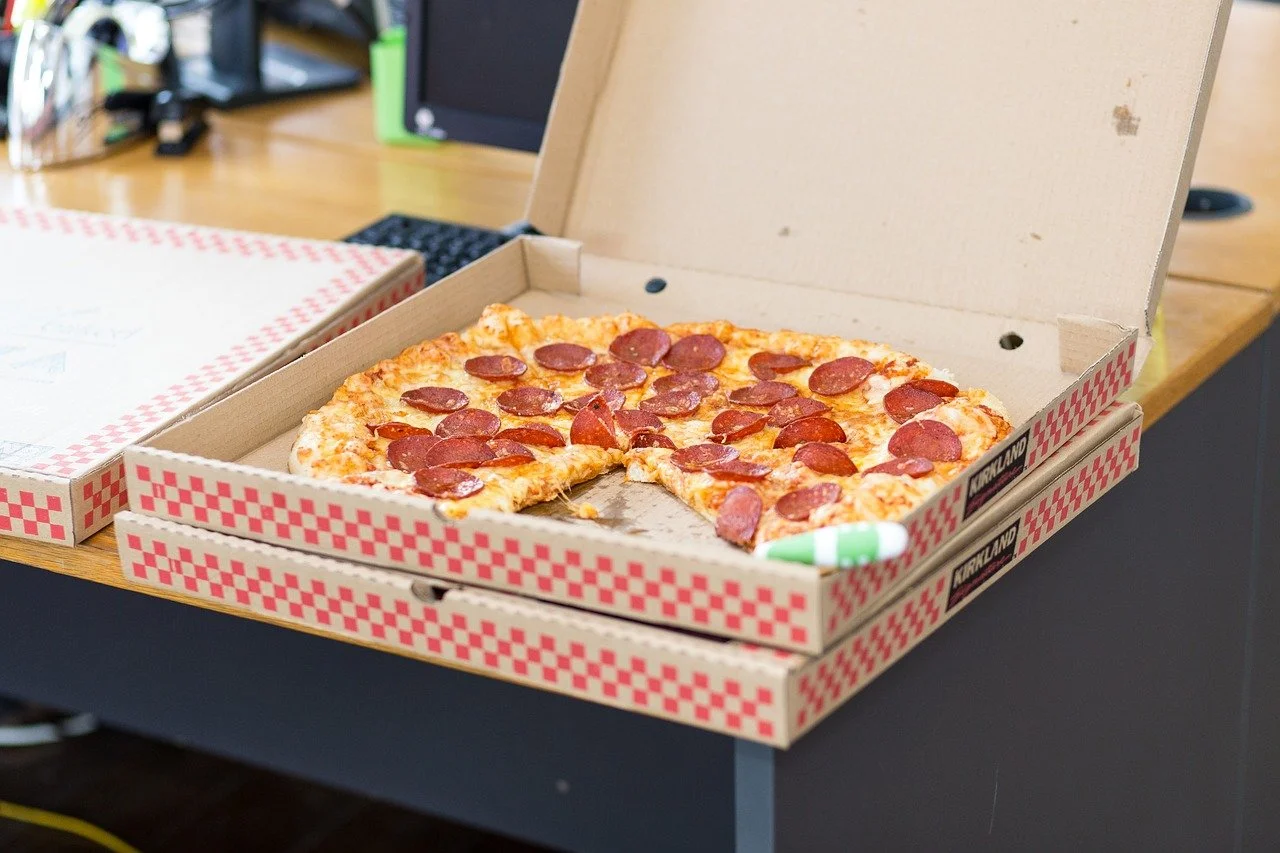 Pizza box - Trash or Mixed Organics