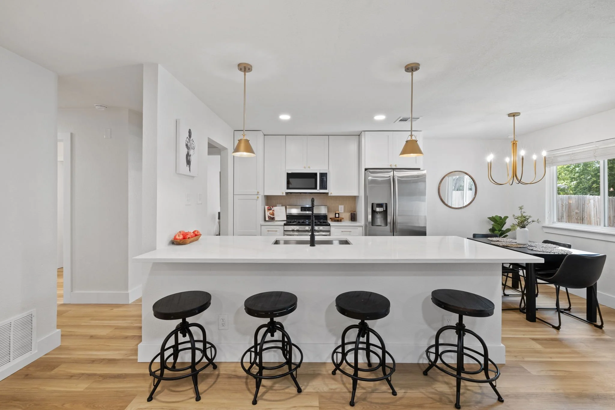 14-web-or-mls-6111-pino-ln.jpg