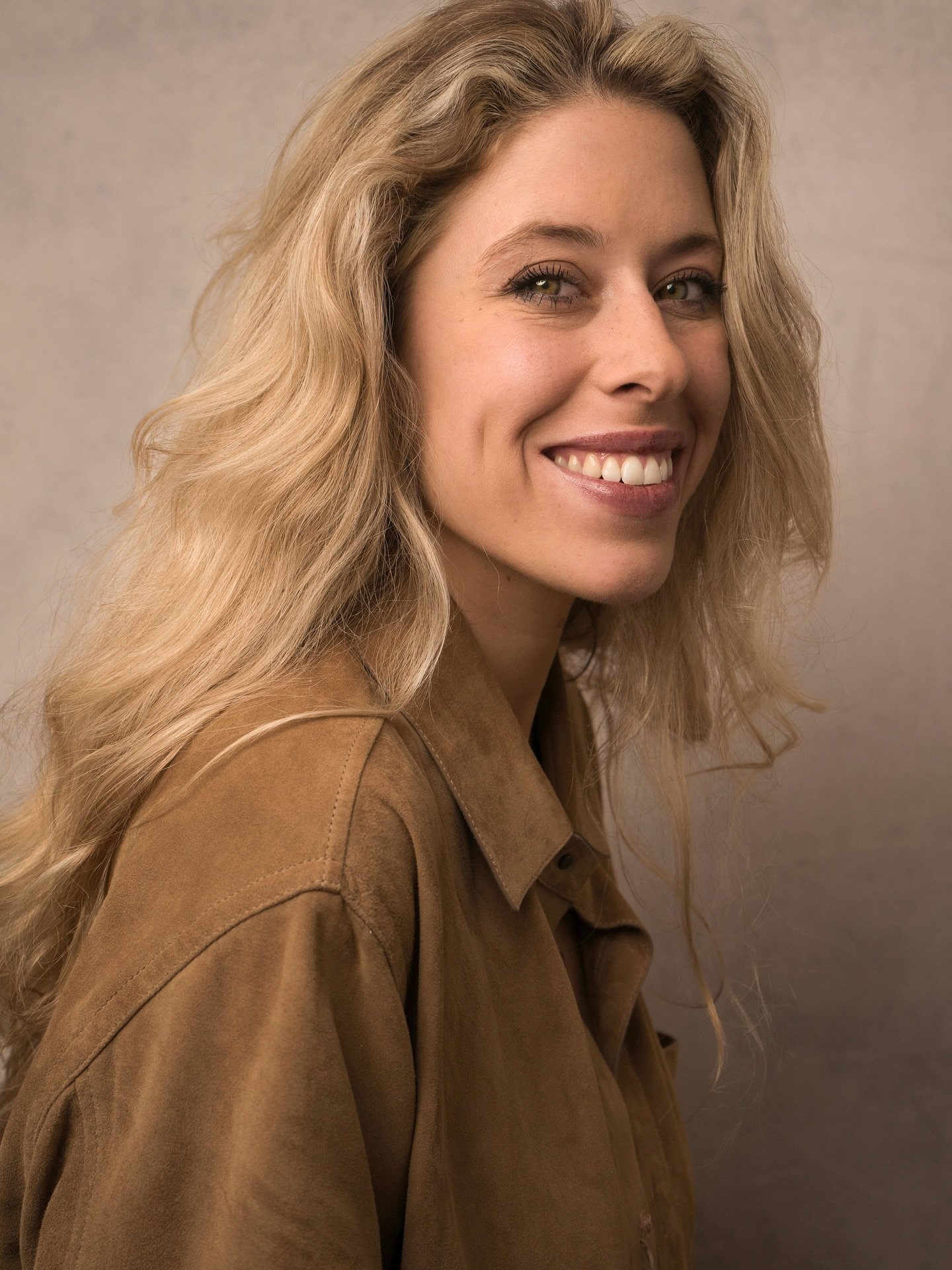 New headshots 2026! More to come 🤗🫣