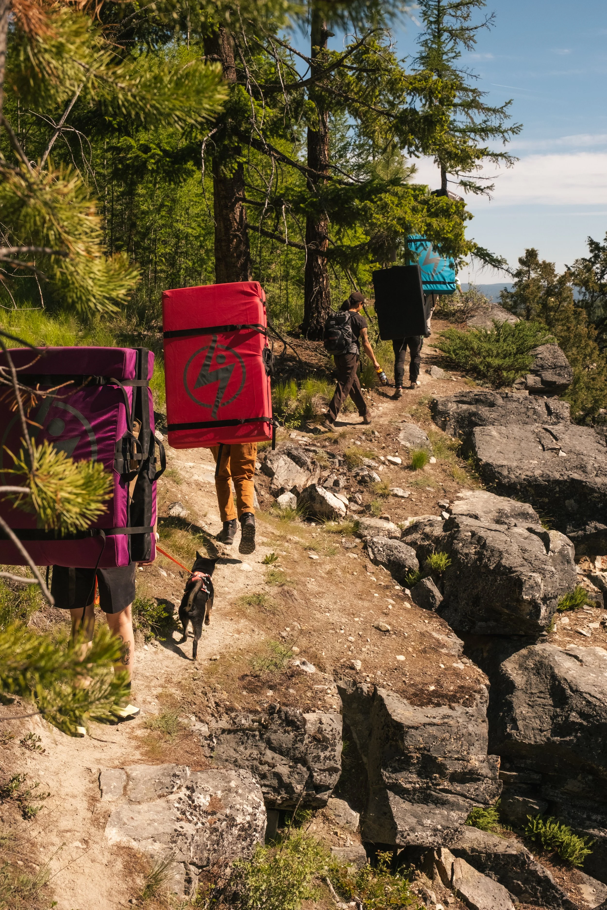 Outdoor Adventure Lifestyle Photography | In the Field Photoshoot | In-Action | Real-Life | Recreational Photography | Candid