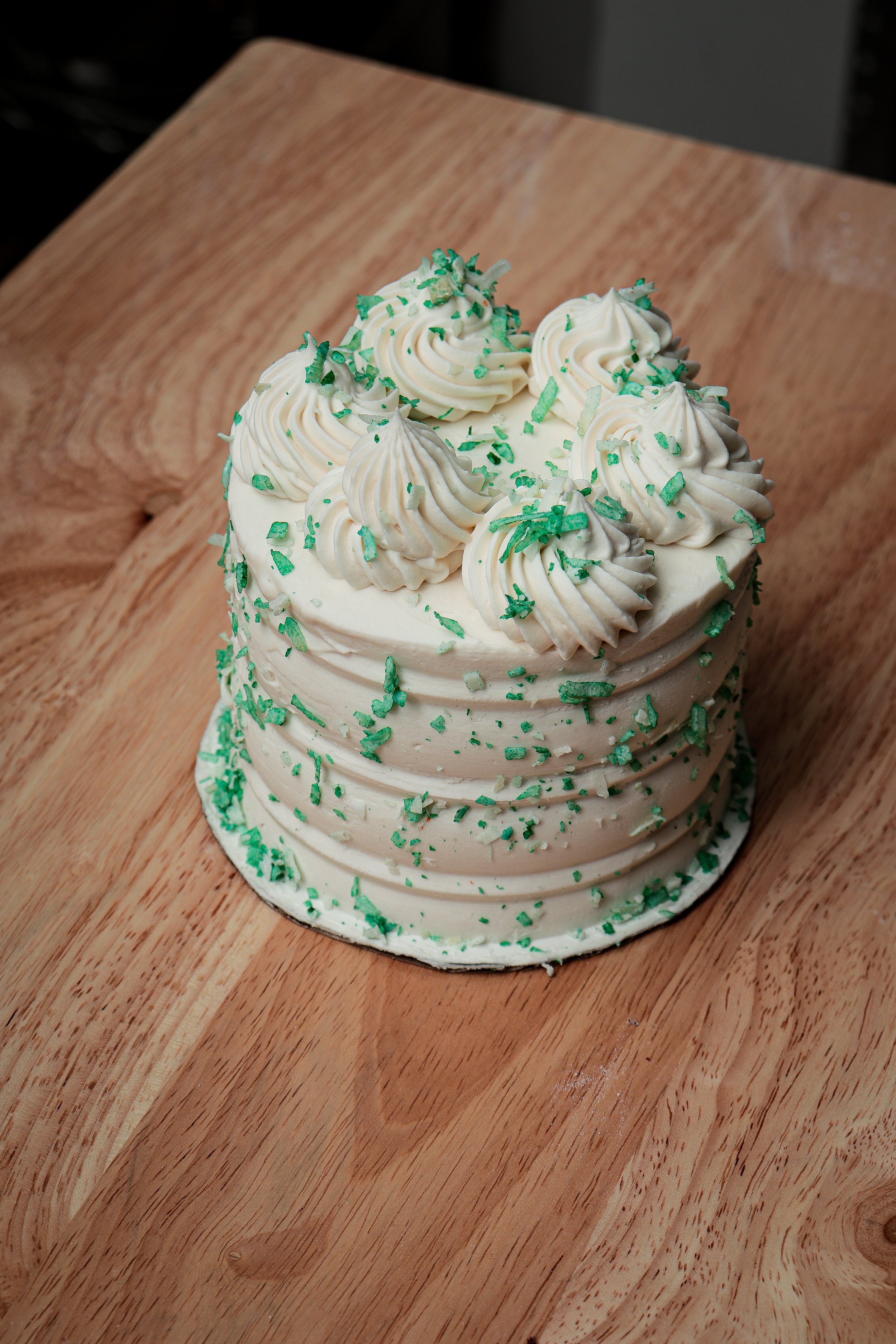 Vegan vanilla cake
