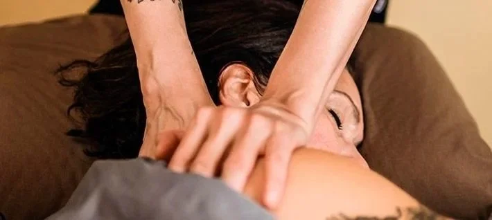 Florence Arnold, Licensed Massage therapist in Colorado Springs, CO and Parker CO. Deep tissue massage, Orthopedic Massage, Trauma Informed Massage.