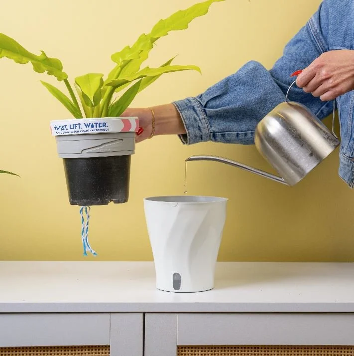 Twist Lift Water Pottery