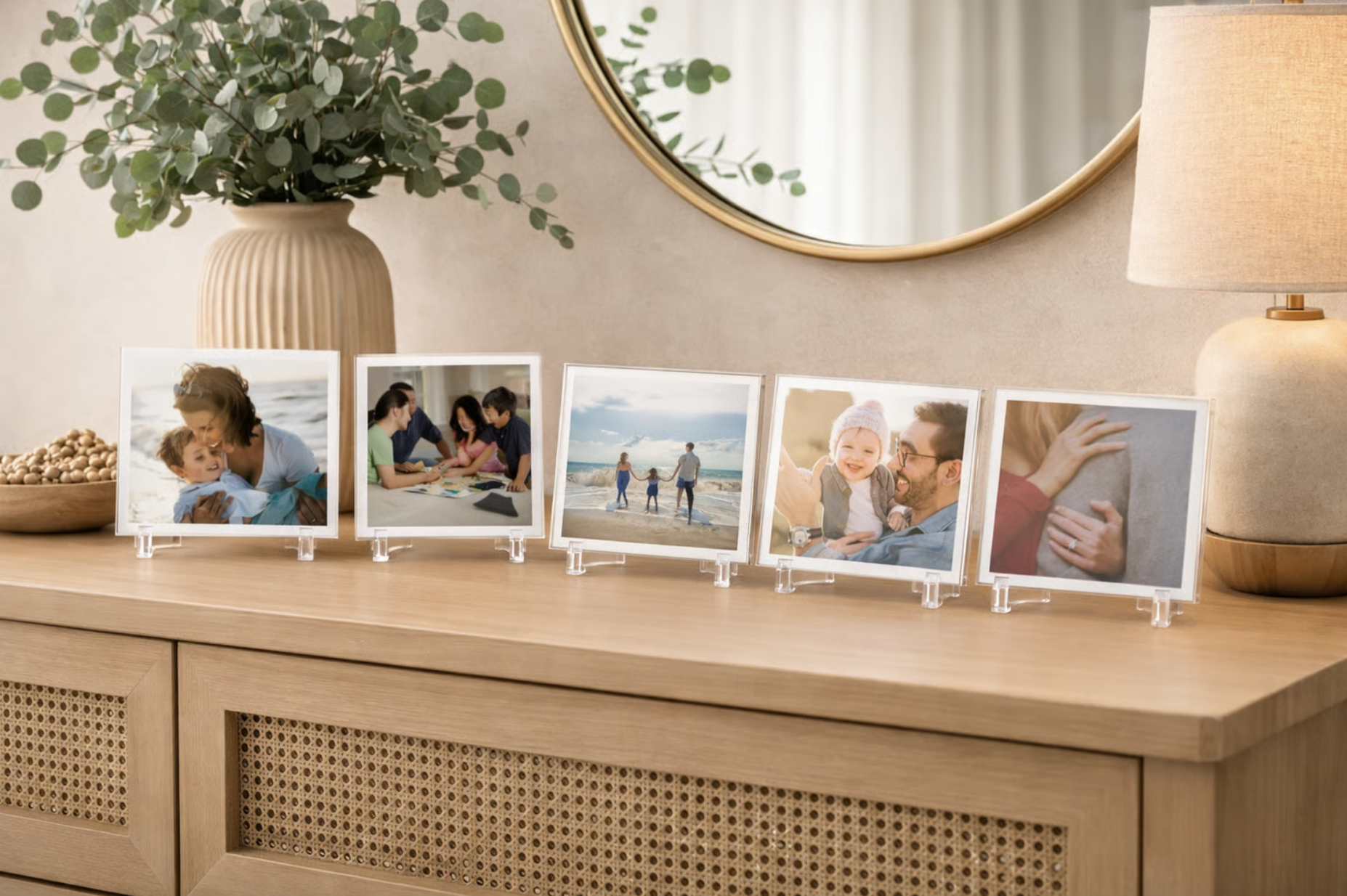 Photo Display Piece Clear Plastic Easel Stands .png