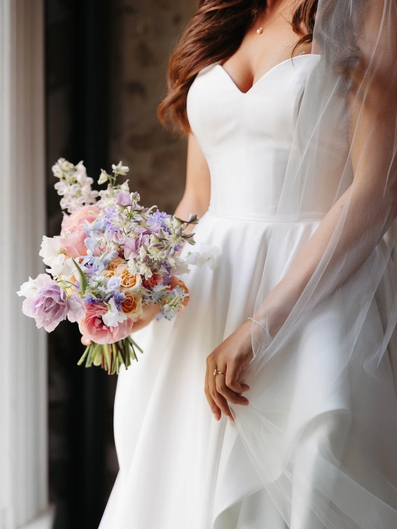 @thecordelle bride, Taylor 💐
⠀⠀⠀⠀⠀⠀⠀⠀⠀
photography - @mallorylusterphotography 
venue - @thecordelle