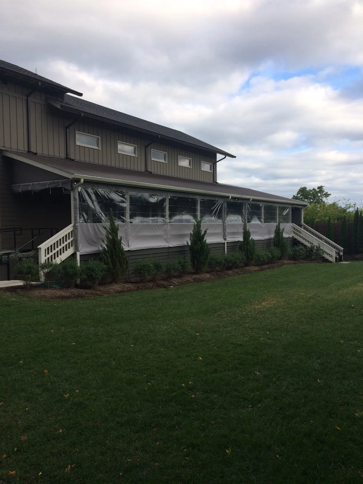 patioside3.JPG
