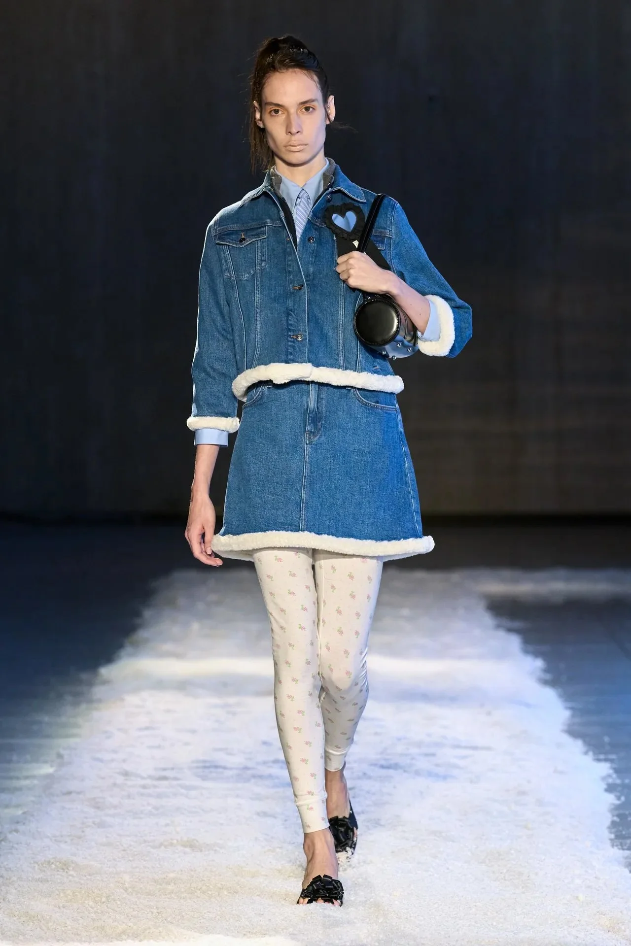 00008-sandy-liang-fall-2025-ready-to-wear-credit-gorunway.jpeg