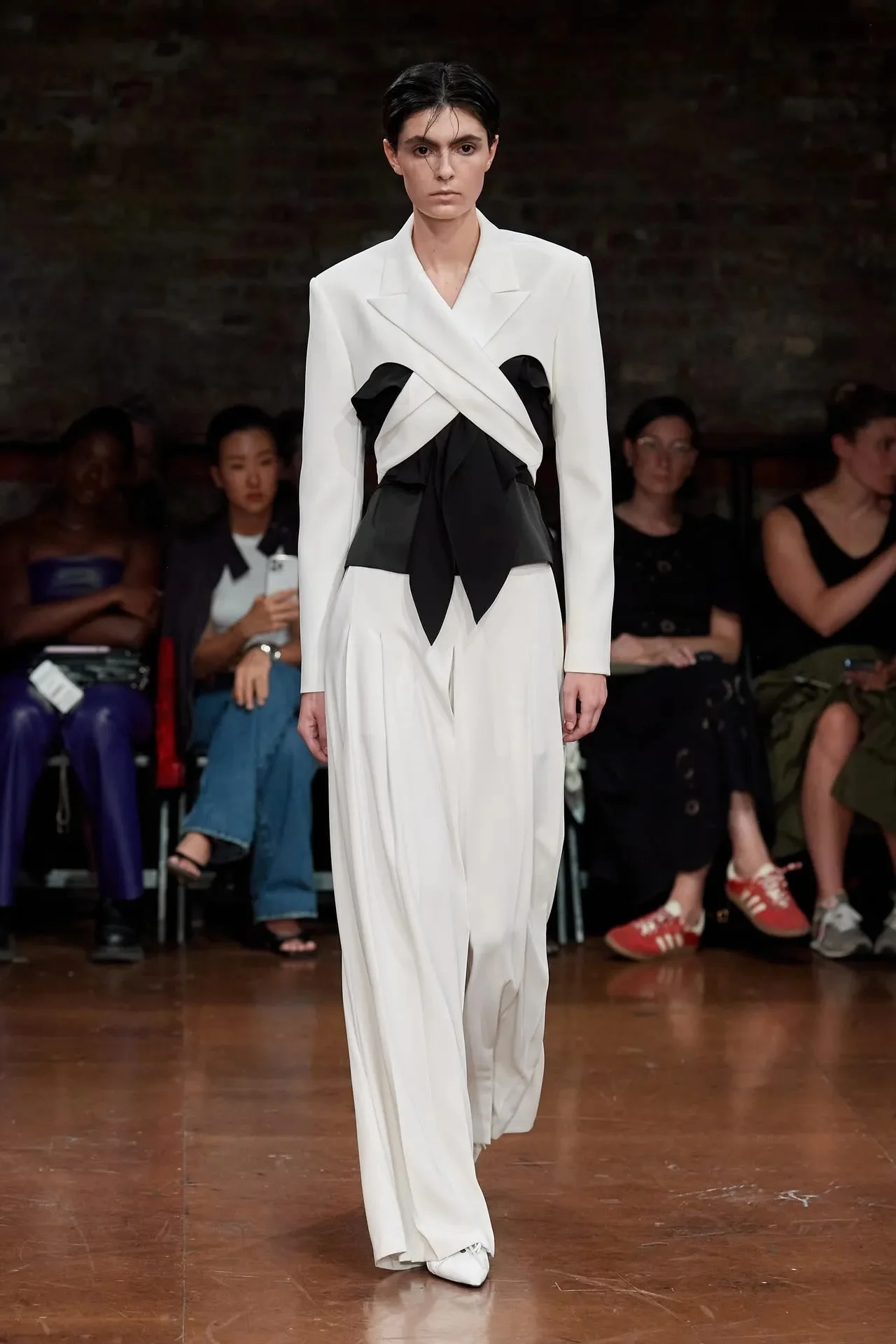 00017-ashlyn-spring-2023-ready-to-wear-credit-gorunway.jpeg