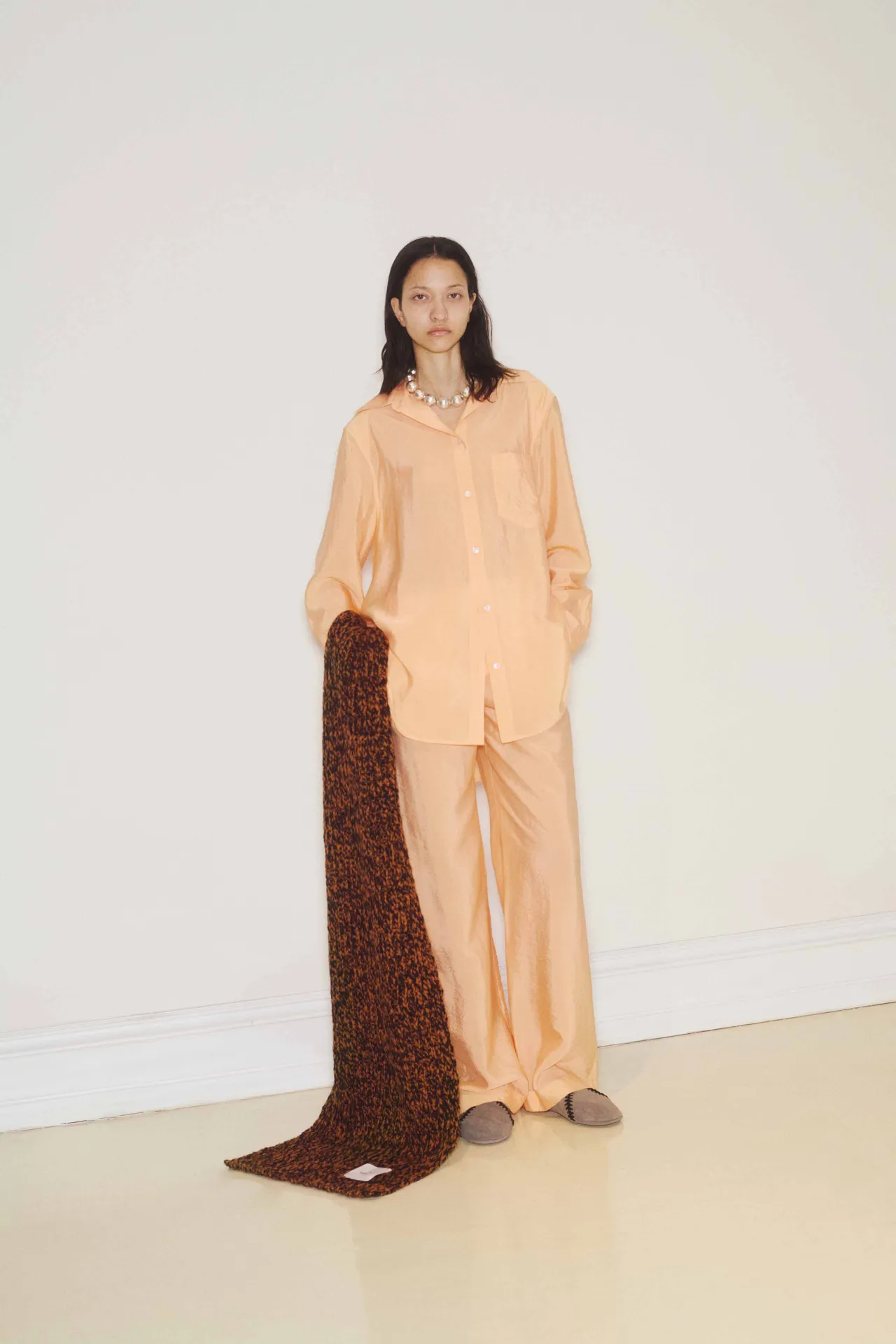 00003-nanushka-fall-2025-ready-to-wear-credit-brand.png