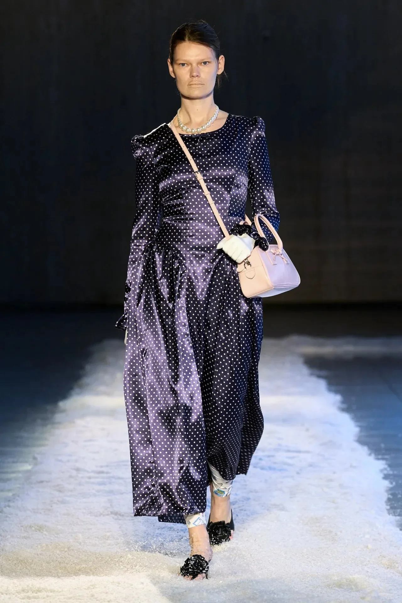 00026-sandy-liang-fall-2025-ready-to-wear-credit-gorunway.jpeg