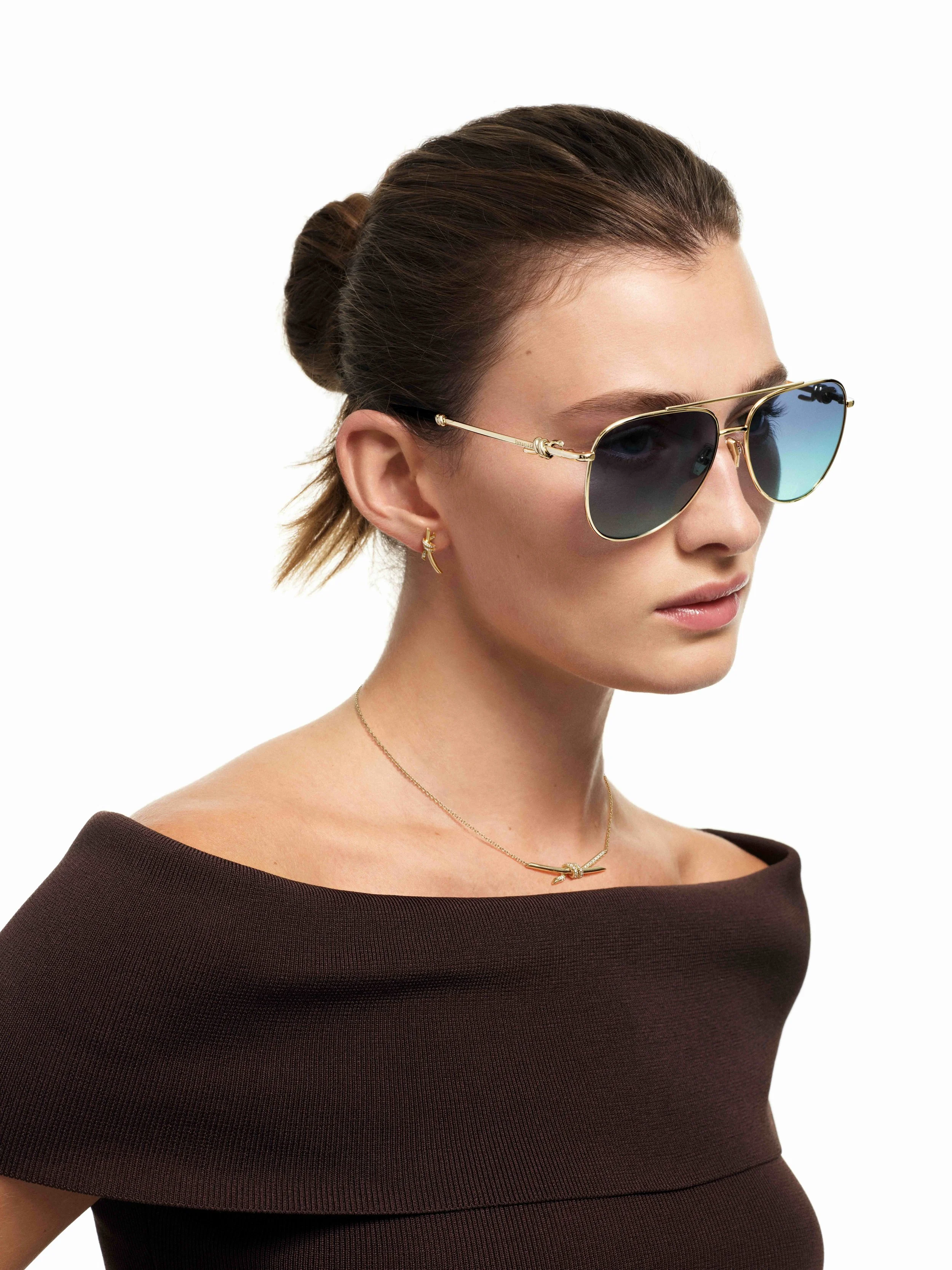 _75957092_FALL25-EYEWEAR-SIO_SHOT08_056_STEPHENREBECCA_250813_C.jpeg